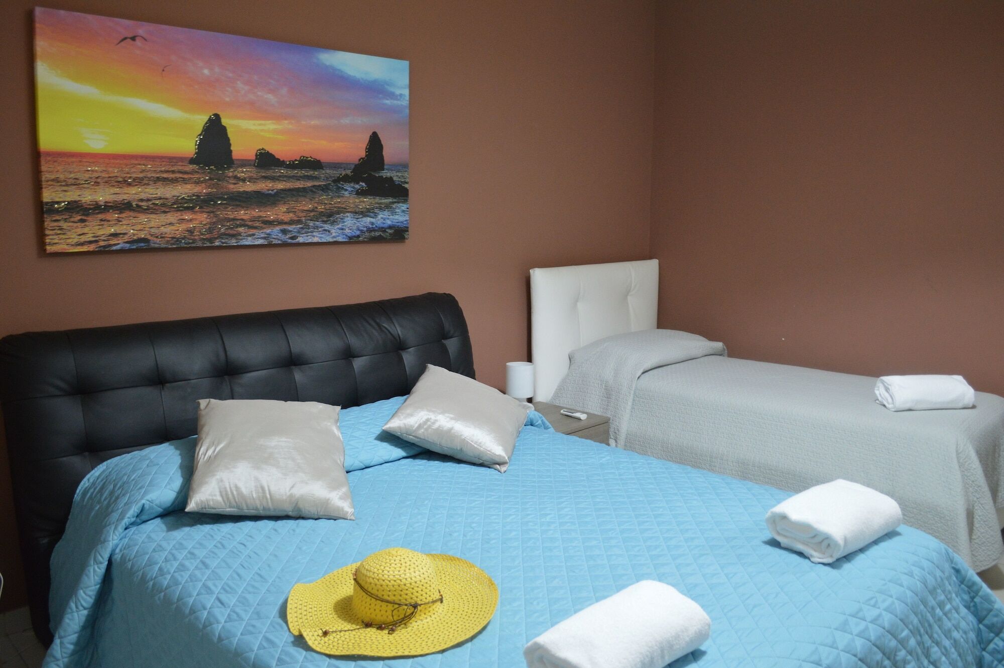 B&B Ciclopi Aci Castello Exterior foto